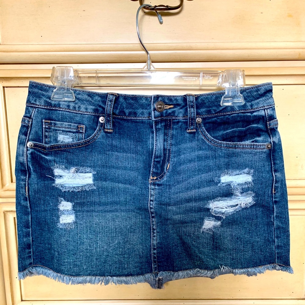 Forever 21 Denim Mini Skirt|Distressed|Size: S